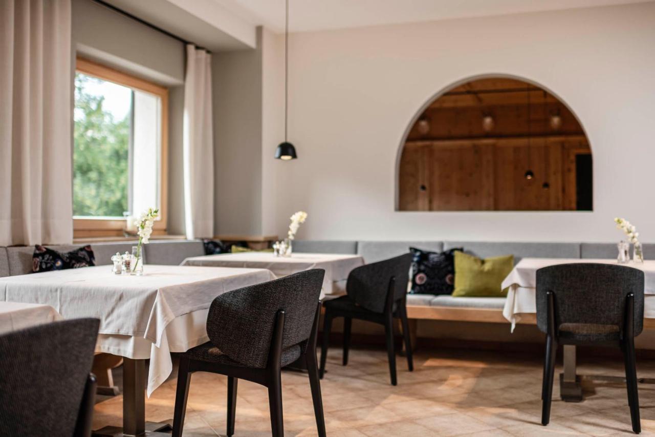 Stoa - Elegant & Romantic Guest House - "Adults Only" San Vigilio Di Marebbe Ngoại thất bức ảnh
