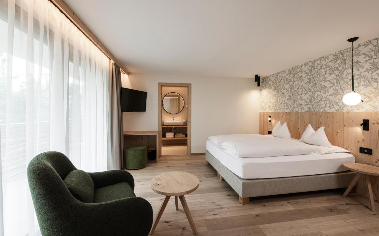 Stoa - Elegant & Romantic Guest House - "Adults Only" San Vigilio Di Marebbe Phòng bức ảnh